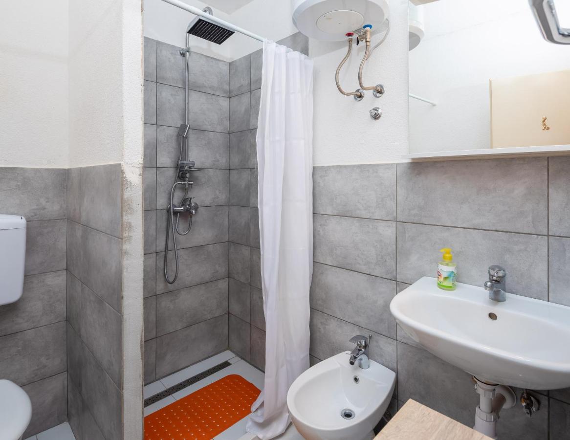 Edita - Apartment In Town Centre 马卡尔斯卡 外观 照片